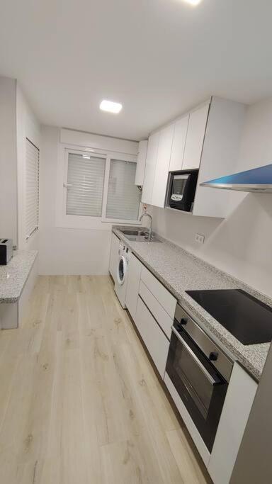 Precioso Apartamento Frente A La Playa Torre Del Mar Exterior foto