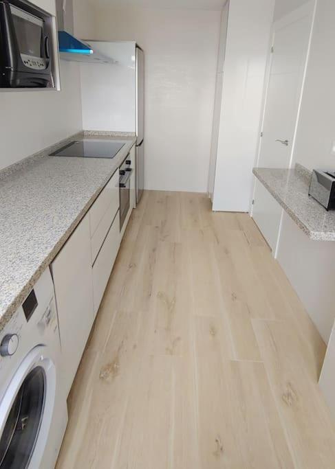 Precioso Apartamento Frente A La Playa Torre Del Mar Exterior foto